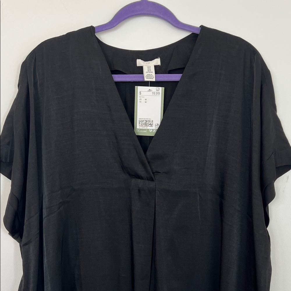 H&M Black V-Neck Kaftan Size Medium NWT - Picture 7 of 7